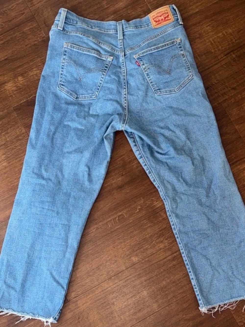 Levi's Ribcage Jeans - Picture 2 of 5